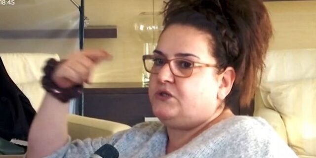 Σοφία Βογιατζάκη: “Σκεφτόμουν πως θα μπω στη φυλακή και η Βίκυ Σταυροπούλου μού έδωσε 4.000 ευρώ”