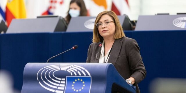 Μαρία Σπυράκη: Θα ζητήσω αναστολή της κομματικής μου ιδιότητας