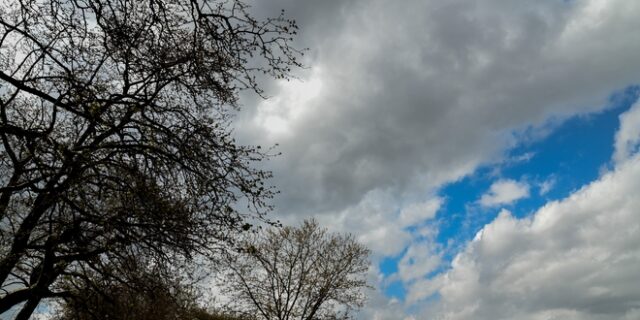Καιρός: Συννεφιά με τοπικά φαινόμενα και άνεμοι έως 6 μποφόρ τις επόμενες ημέρες