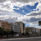 Καιρός Αθήνα: Συννεφιά και θερμοκρασία έως 34 βαθμούς την Κυριακή