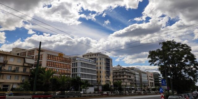 Καιρός Αθήνα: Συννεφιά και θερμοκρασία έως 34 βαθμούς την Κυριακή