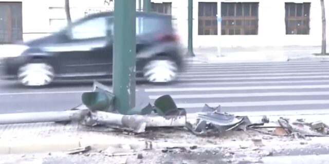 Σοβαρό τροχαίο στην Πατησίων – Απεγκλωβίστηκε ο οδηγός