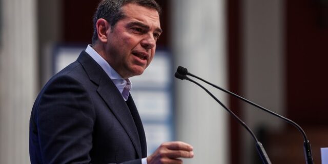 Τσίπρας για Βραζιλία: “Η δημοκρατία απειλείται από τις δυνάμεις της ακροδεξιάς”