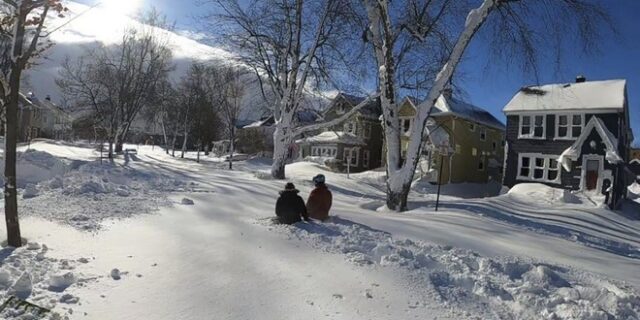 Η “θύελλα του αιώνα” σαρώνει τις ΗΠΑ – “Επικίνδυνο να βρίσκεσαι έξω”