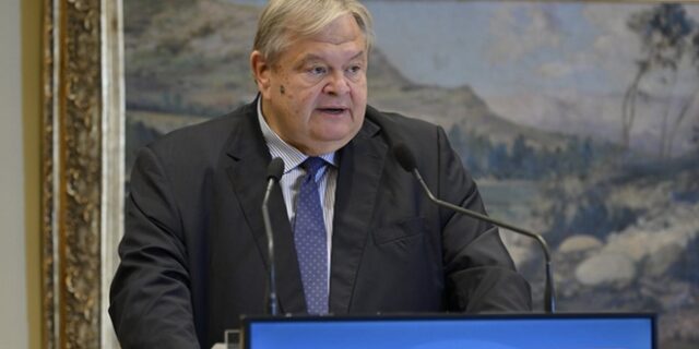 Σκληρή τοποθέτηση Βενιζέλου για Καϊλή με “βέλη” κατά Μαξίμου