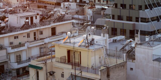 Πώς το κράτος σε βάζει να πληρώσεις την ψηφιοποίηση της πολεοδομίας