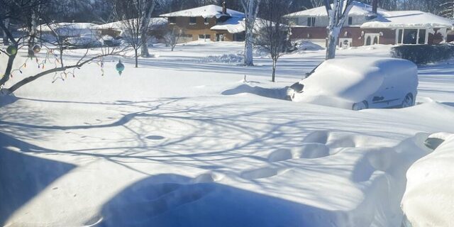 ΗΠΑ: Στους 38 οι νεκροί από τον φονικό κυκλώνα – “Είναι σαν να πηγαίνεις σε εμπόλεμη ζώνη”