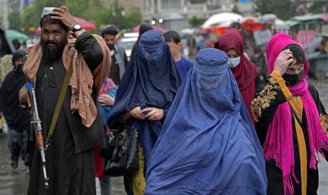 Αφγανιστάν: Όλες οι γυναίκες της χώρας κινδυνεύουν με διωγμό