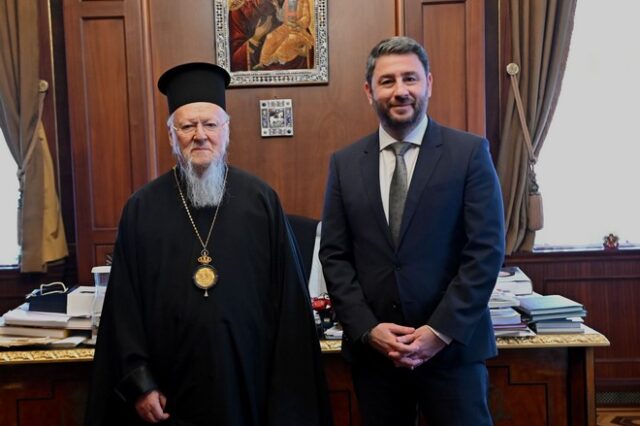 Θεοφάνεια: Συνάντηση Ανδρουλάκη με τον Οικουμενικό Πατριάρχη στο Φανάρι