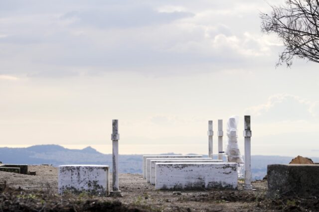 Θυμήθηκαν το Τατόι για την κηδεία του Τέως – Τα εκατομμύρια που περιμένουν και τα ραδιενεργά υλικά