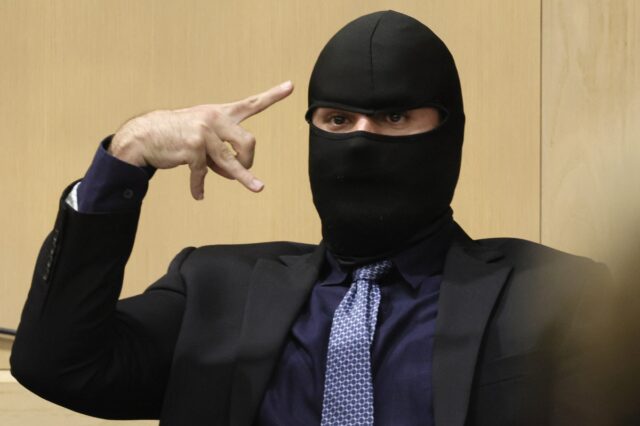 Ο κλέφτης που κρυβόταν σ’ ένα αρκουδάκι και άλλα παράξενα εγκλήματα