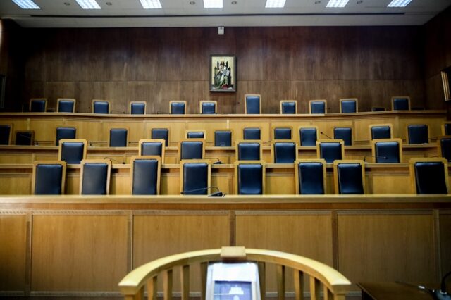 Ειδικό Δικαστήριο: Ο Καλογρίτσας ζητά την εξέταση του κινητού του για τα sms