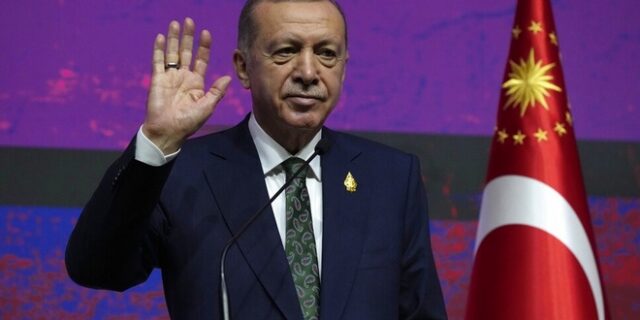 Ερντογάν: Απαιτεί από Σουηδία και Φινλανδία την έκδοση 130 “τρομοκρατών” για να εγκρίνει ένταξη στο ΝΑΤΟ