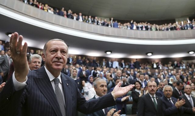 Reuters: Το ”χαρτί” του ΝΑΤΟ παίζει ο Ερντογάν ενόψει των εκλογών