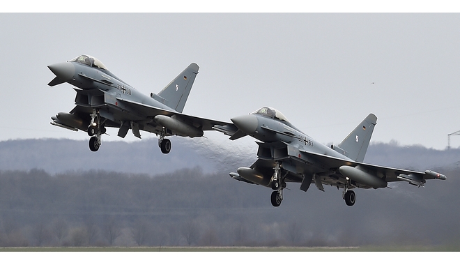 Forbes: Γιατί η Τουρκία ”ψαρεύει” στη Βρετανία για την αγορά Eurofighter