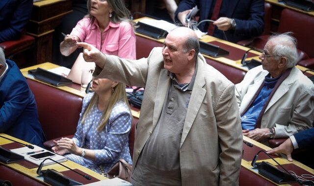 Νίκος Φίλης: “Αδιανόητη η κατάσταση με το γυμνάσιο Γαύδου – Τα λόγια του αέρα και η πραγματική έννοια της φιλοπατρίας”