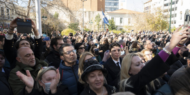 “Βασιλελεύθεροι”, Νοσταλγοί και “Μοναρχοφασαίοι”: Όλοι οι άνθρωποι του (τέως) βασιλιά