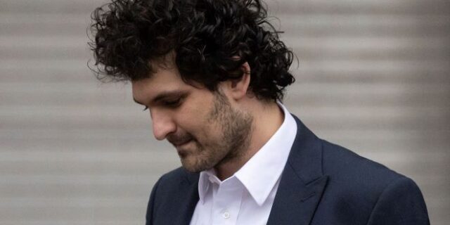 FTX: Αθώος δηλώνει ο πρώην CEO Σαμ Μπάνκμαν-Φράιντ