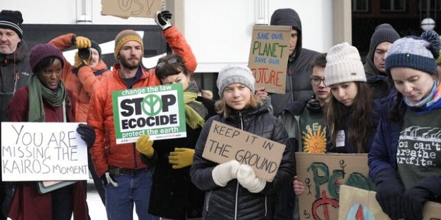 Γκρέτα Τούνμπεργκ στο Νταβός: “Τα ορυκτά καύσιμα πρέπει να καταργηθούν”