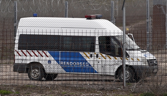 Ουγγαρία: Εντοπίστηκαν μετανάστες στοιβαγμένοι σε φορτηγό