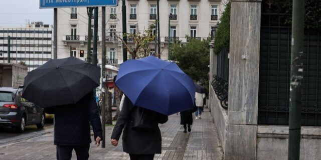 Καιρός Αθήνα: Τοπικές βροχές και βελτίωση από το απόγευμα