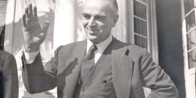 Ο Κωνσταντίνος Καραμανλής και οι Γλύξμπουργκ: Από τη Φρειδερίκη στο δημοψήφισμα του 1974 
