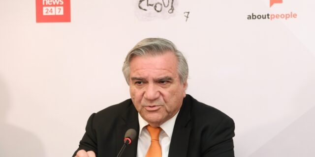 Χάρης Καστανίδης: “Ο Ανδρέας Παπανδρέου είπε το ‘βυθίσατε το Χόρα’ για να διευκολύνει τον Καραμανλή”