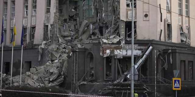 Ουκρανία: Κατακραυγή για το κλειστό καταφύγιο έξω από το οποίο σκοτώθηκαν δύο γυναίκες και ένα παιδί