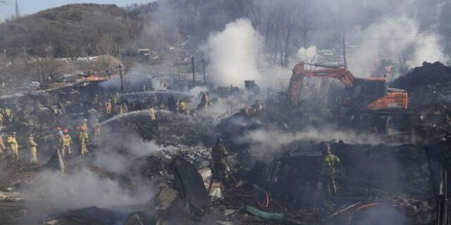 Νότια Κορέα: Πυρκαγιά σε παραγκούπολη της Σεούλ – Απομακρύνθηκαν 500 κάτοικοι