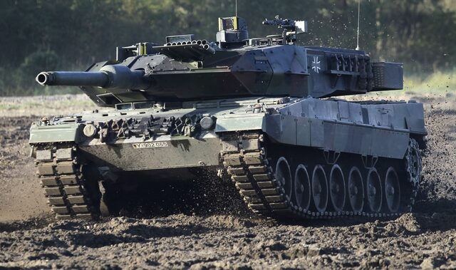 Καναδάς: Παραδίδει τέσσερα άρματα μάχης Leopard 2 στην Ουκρανία