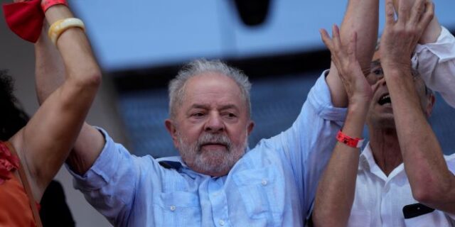 Βραζιλία: “Οι βάνδαλοι φασίστες θα τιμωρηθούν” προειδοποιεί ο Λούλα