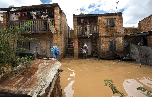 Μαδαγασκάρη: 25 νεκροί και 38.000 εκτοπισμένοι από την τροπική καταιγίδα