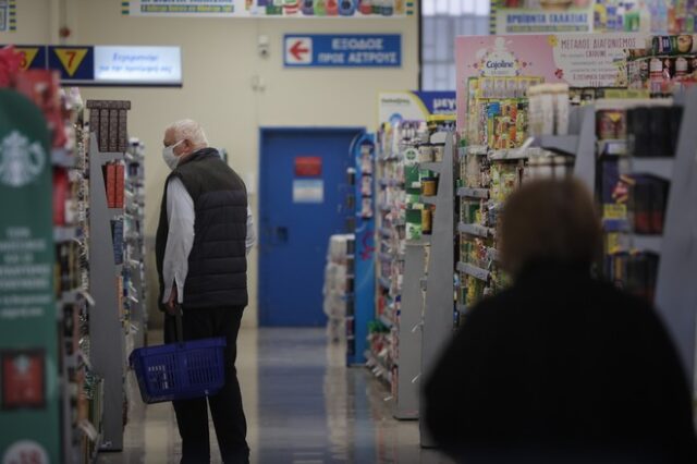 Τριήμερο Θεοφανείων: Πώς θα λειτουργήσουν καταστήματα και σούπερ μάρκετ