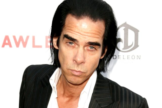 Έξαλλος ο Nick Cave με αλγόριθμο που τον μιμήθηκε: “Είναι μία αποκρουστική κοροϊδία”