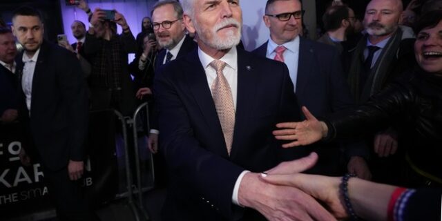 Τσεχία: Νέος πρόεδρος ο απόστρατος στρατηγός του ΝΑΤΟ, Πετρ Πάβελ