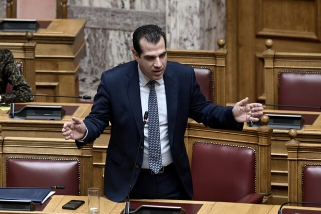 Πλεύρης: “Ελέγχονται 9 πολυεθνικές φαρμάκου, για το εάν έχουν τα αποθέματα που πρέπει”