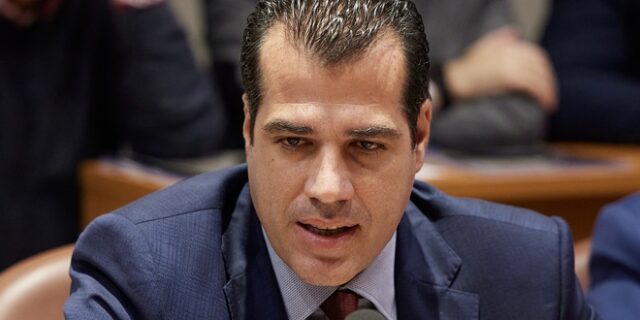 Πλεύρης σε Ξανθό: “Η έλλειψη φαρμάκων είναι παγκόσμιο πρόβλημα, όχι εθνικό”