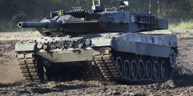 Ρωσία: “Κατάφωρη πρόκληση” η αποστολή Abrams στην Ουκρανία – Ζελένσκι για Leopard 2: “Πολλές υποσχέσεις”