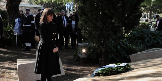 Σακελλαροπούλου: “Το παρελθόν του Ολοκαυτώματος μας αφορά όλους”