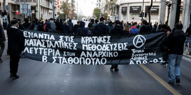 Κριθαρίδης: “Καταρρίπτονται τα κατηγορητήρια της ΕΛ.ΑΣ. σε βάρος αναρχικών με δήθεν στοιχείο το γενετικό υλικό”