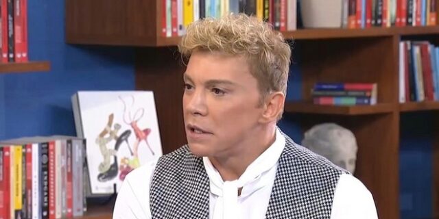 Ζαχαράτος: “Ενωσε” Παπακαλιάτη και Λαίδη Άντζελα, σε μια απολαυστική μίμηση