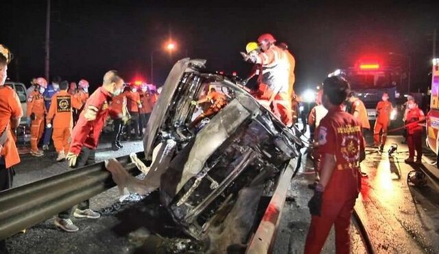 Τραγωδία στην Ταϊλάνδη: Λεωφορείο άρπαξε φωτιά – 11 επιβάτες κάηκαν ζωντανοί