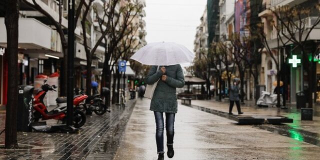 Καιρός: Επιδείνωση από την Τετάρτη με ισχυρές βροχές και καταιγίδες