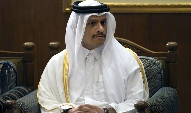 QatarGate: “Μην μας σύρετε στο σκάνδαλο του Ευρωπαϊκού Κοινοβουλίου” είπε ο ΥΠΕΞ του Κατάρ