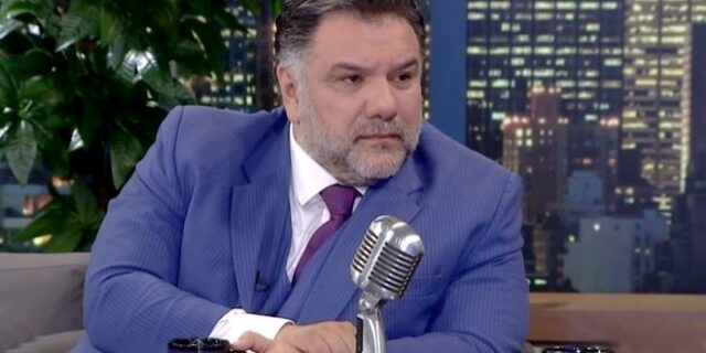 Γρηγόρης Αρναούτογλου: Γιατί έχει απομακρυνθεί από τον Νίκο Μουτσινά – “Σταμάτησα να ασχολούμαι”