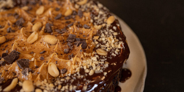 Συνταγή για vegan σοκολατένιο κέικ χωρίς μίξερ