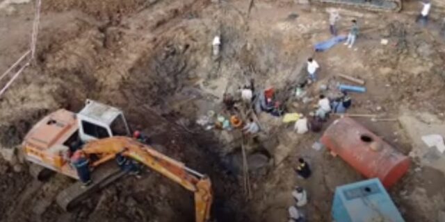 Βιετνάμ: Πέθανε το 10χρονο αγόρι που εγκλωβίστηκε σε κολόνα 35μέτρα κάτω από τη Γη