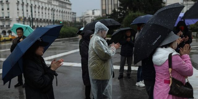 Καιρός Αθήνα: Βροχές και σποραδικές καταιγίδες
