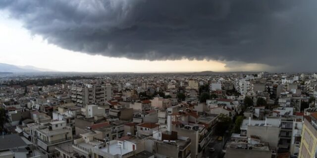Καιρός: Νεφώσεις με λίγα φαινόμενα στα ανατολικά και νότια – Χιόνια στα ορεινά