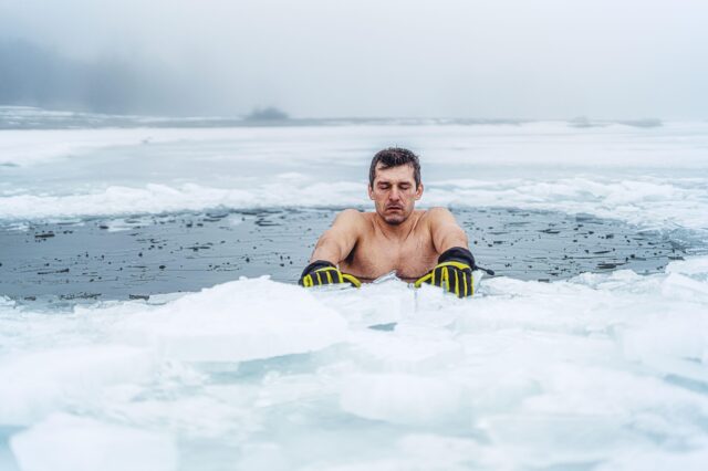 Καρδιολόγοι κατά Iceman: Δεν είμαστε πολικές αρκούδες για να βουτάμε στα παγωμένα νερά